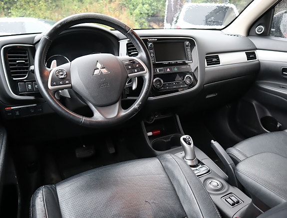 Mitsubishi Outlander 7 of 23