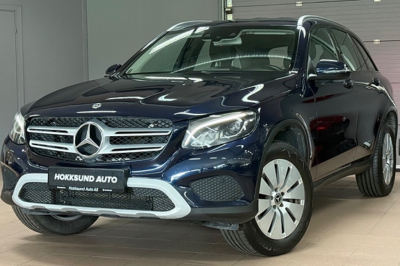 Mercedes-Benz GLC350 e 2 of 30