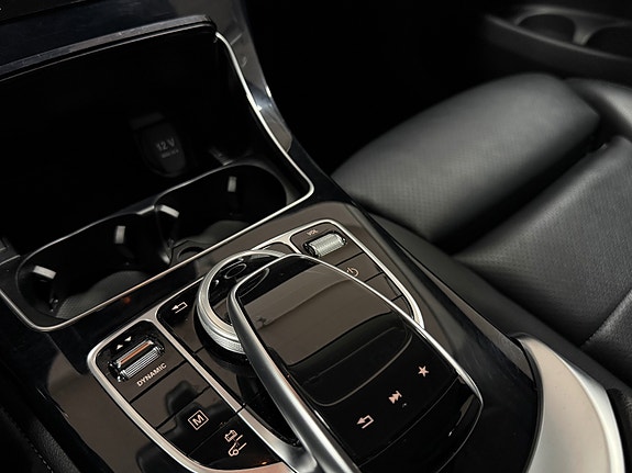 Mercedes-Benz GLC350 e 23 of 30