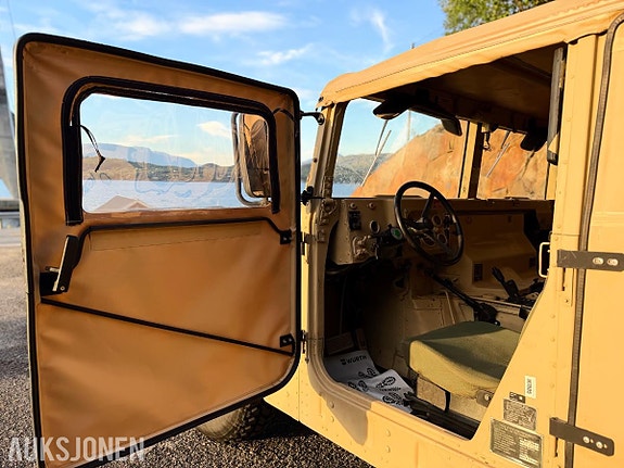 Andre US Military Humvee 6.5 Diesel / HMMWV M1123 1985, 10 000 km, 371 942 kr 9 of 19