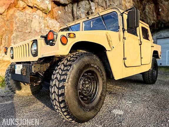 Andre US Military Humvee 6.5 Diesel / HMMWV M1123 1985, 10 000 km, 371 942 kr 4 of 19
