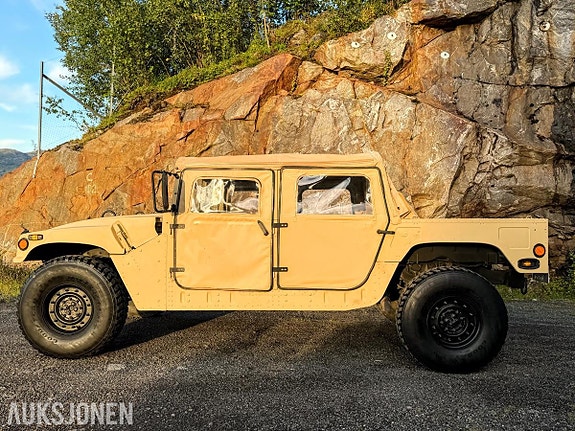 Andre US Military Humvee 6.5 Diesel / HMMWV M1123 1985, 10 000 km, 371 942 kr 5 of 19