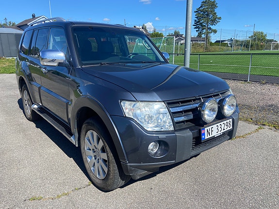 Mitsubishi Pajero 15 of 30