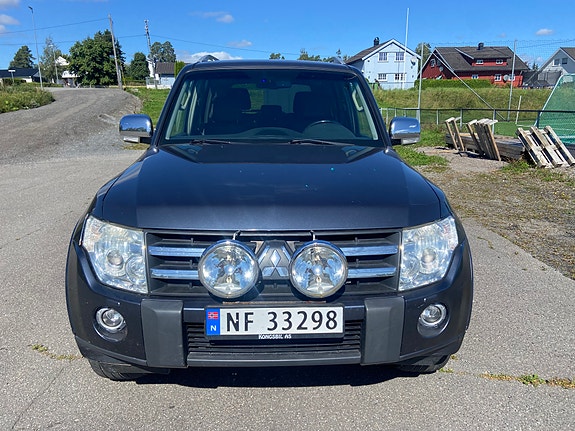 Mitsubishi Pajero 16 of 30