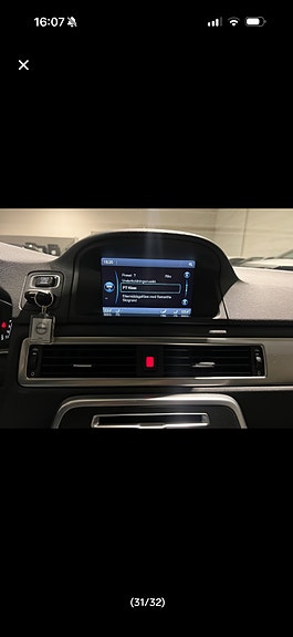 Volvo V70 19 of 24
