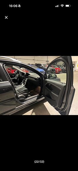 Volvo V70 15 of 24