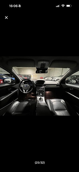 Volvo V70 18 of 24