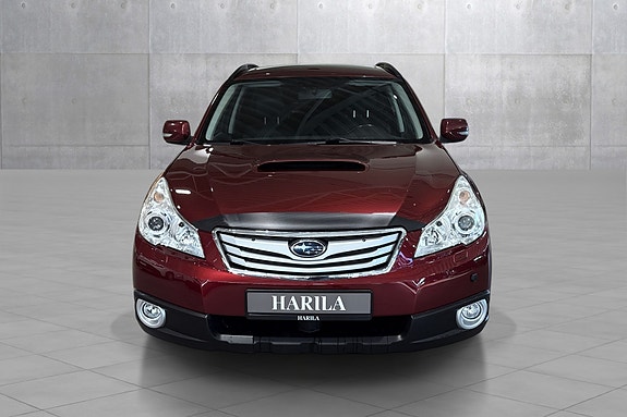 Subaru Outback 8 of 19