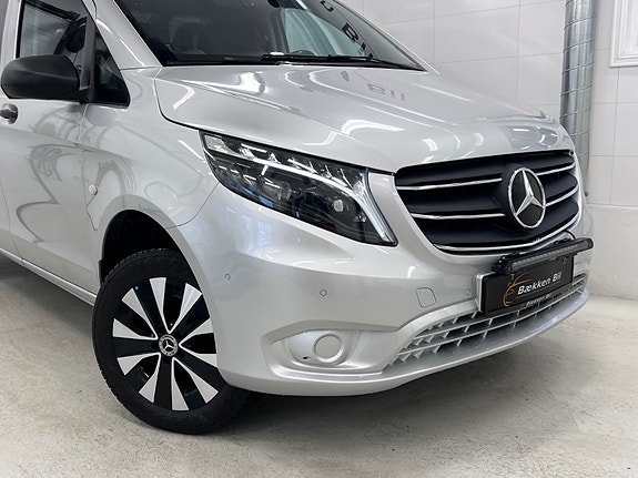 Mercedes-Benz Vito 119 3 of 30