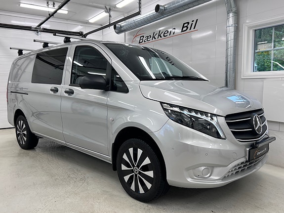 Mercedes-Benz Vito 119 12 of 30
