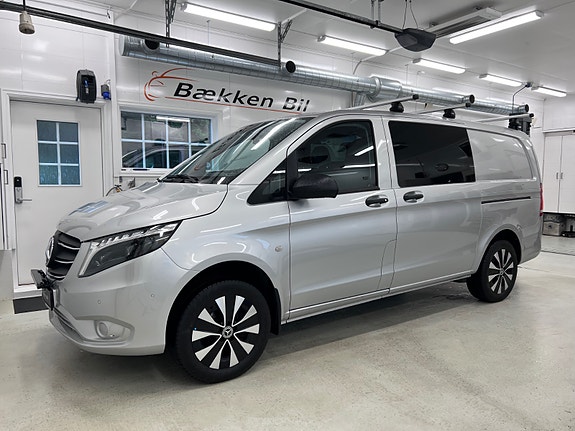 Mercedes-Benz Vito 119 23 of 30