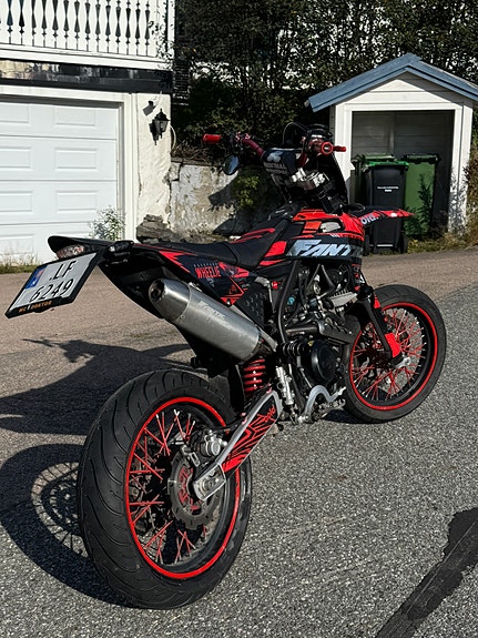 Fantic XMF 125 Performance 2 of 7
