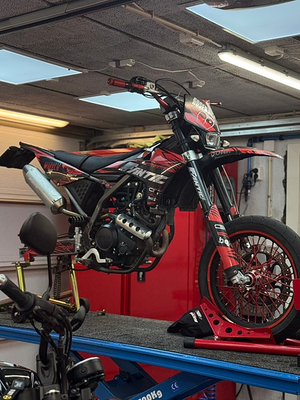 Fantic XMF 125 Performance 5 of 7