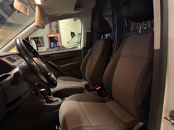 Volkswagen Caddy 12 of 12