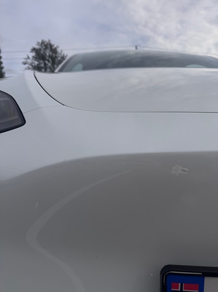 Tesla Model Y 6 of 16