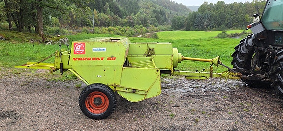 CLAAS  FIRKANTBALL PRESSE 6 of 9