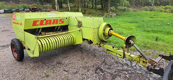 CLAAS  FIRKANTBALL PRESSE 7 of 9