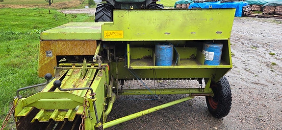 CLAAS  FIRKANTBALL PRESSE 9 of 9