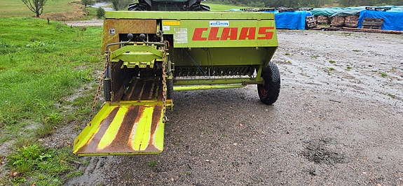 CLAAS  FIRKANTBALL PRESSE 4 of 9