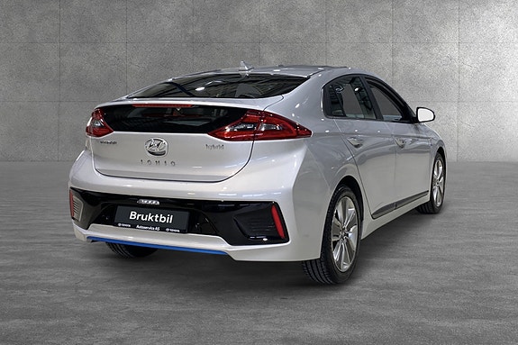 Hyundai IONIQ 5 of 18