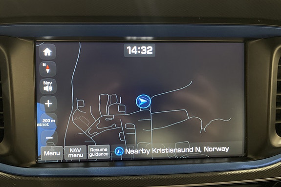 Hyundai IONIQ 13 of 18
