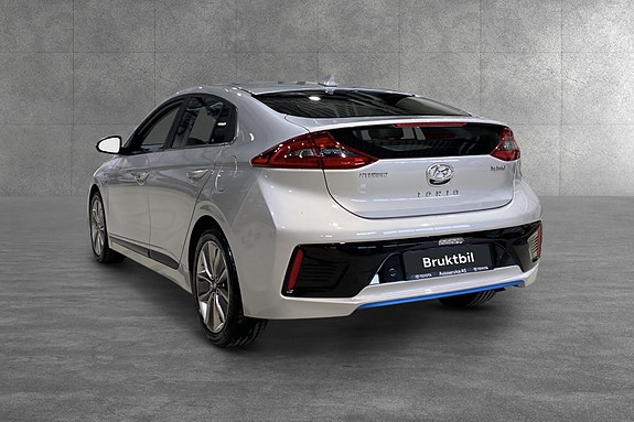 Hyundai IONIQ 3 of 18