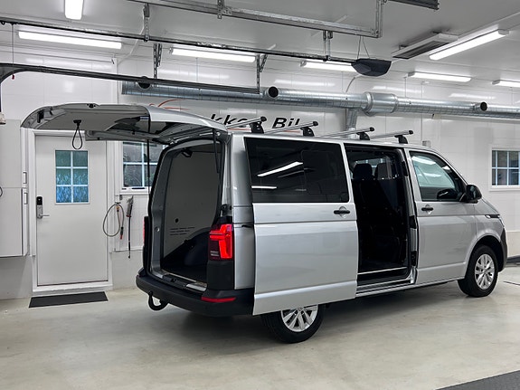 Volkswagen Transporter 9 of 30
