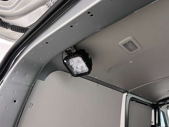 Volkswagen Transporter 19 of 30