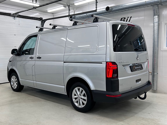Volkswagen Transporter 23 of 30