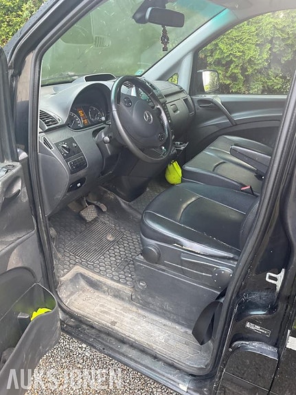 Mercedes-Benz vito 8 of 13