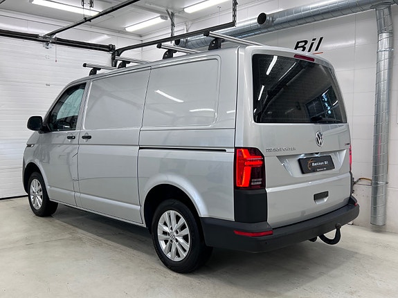 Volkswagen Transporter 23 of 30