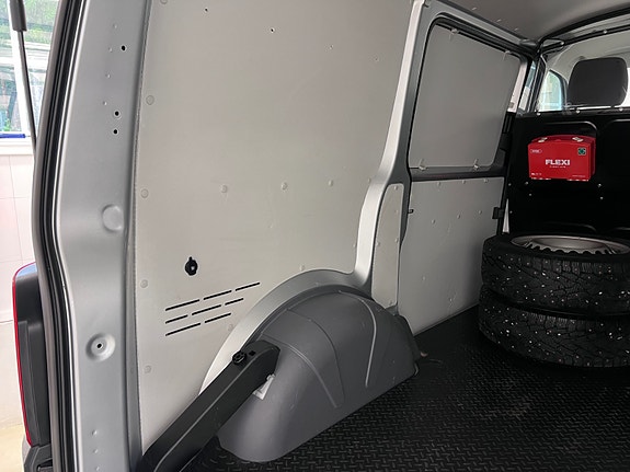 Volkswagen Transporter 16 of 30