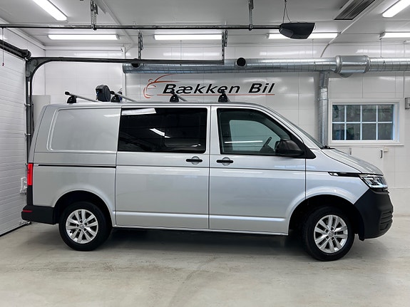 Volkswagen Transporter 6 of 30