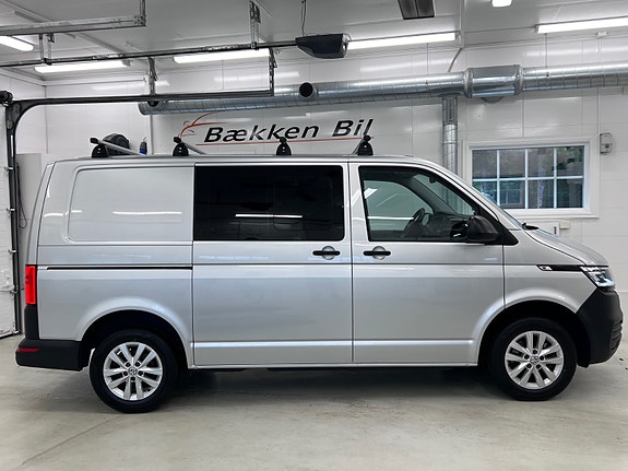 Volkswagen Transporter 8 of 30