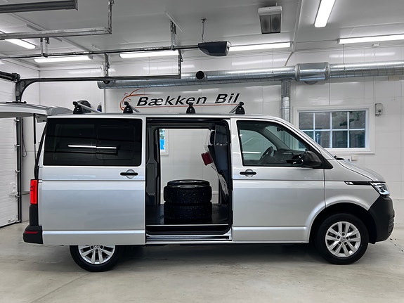 Volkswagen Transporter 11 of 30