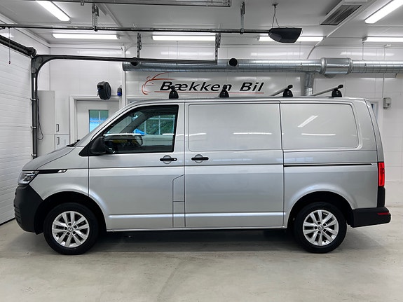 Volkswagen Transporter 25 of 30