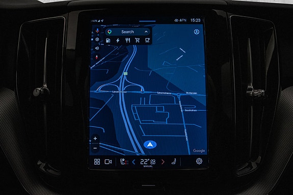Volvo XC60 15 of 30
