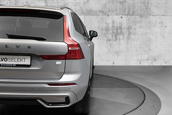 Volvo XC60 7 of 30