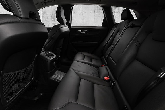 Volvo XC60 26 of 30