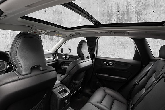Volvo XC60 27 of 30