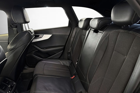 Audi A4 15 of 30