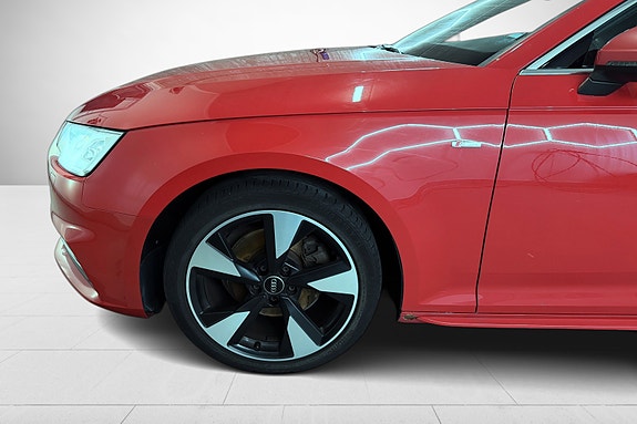 Audi A4 12 of 30