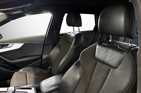 Audi A4 13 of 30