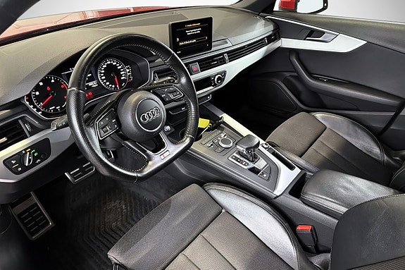 Audi A4 14 of 30