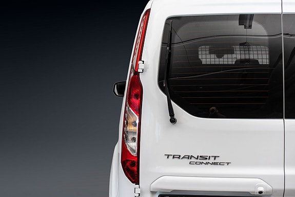 Ford Transit Connect 6 of 22