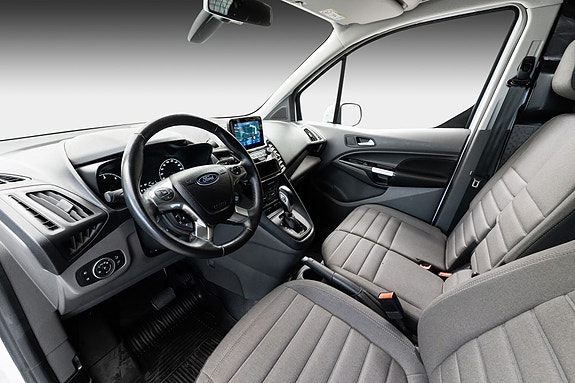 Ford Transit Connect 17 of 22