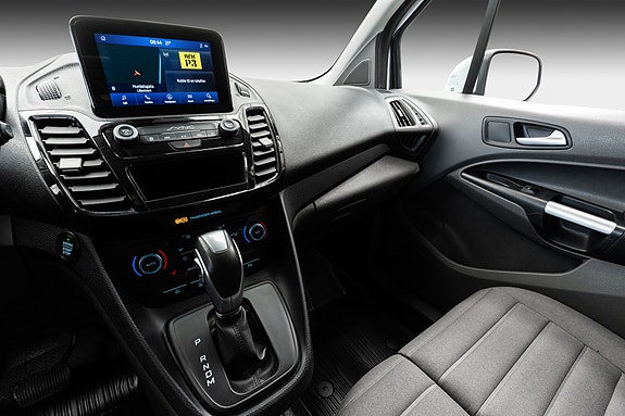 Ford Transit Connect 10 of 22
