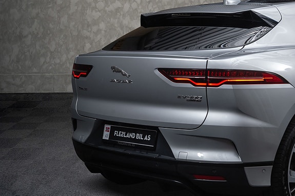 Jaguar I-PACE 9 of 30