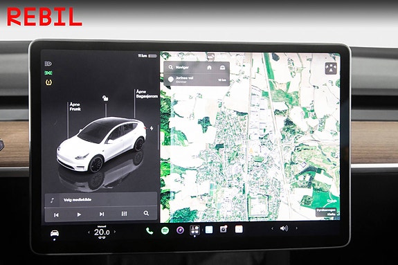 Tesla Model Y 15 of 27