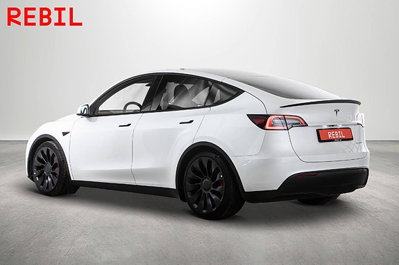 Tesla Model Y 5 of 27